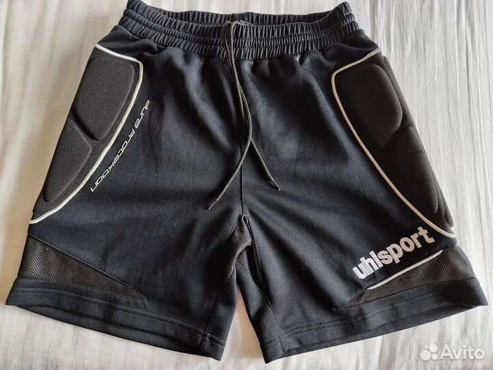 Вратарские шорты футбольные