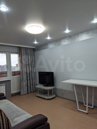 2-к. квартира, 60 м², 9/14 эт.