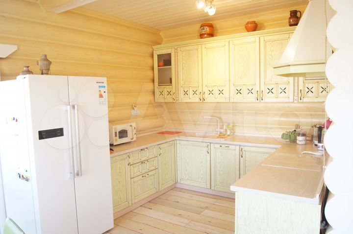 Дом 250 м² на участке 12 сот.