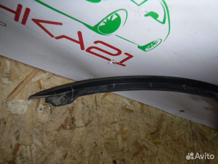 Расширитель переднего правого крыла Renault Logan