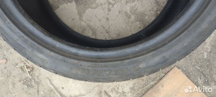 Sailwin Venusatr 08 275/35 R19