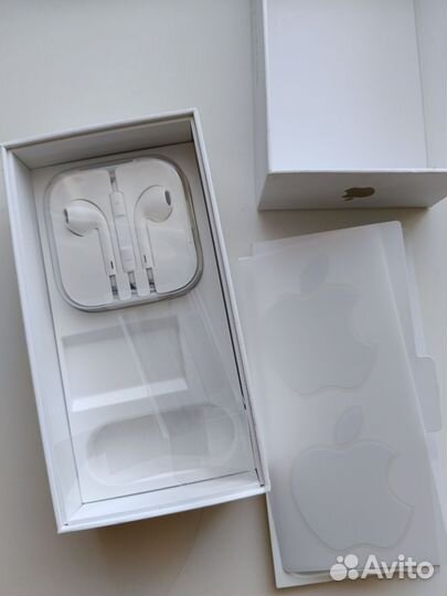 iPhone 6S, 32 ГБ