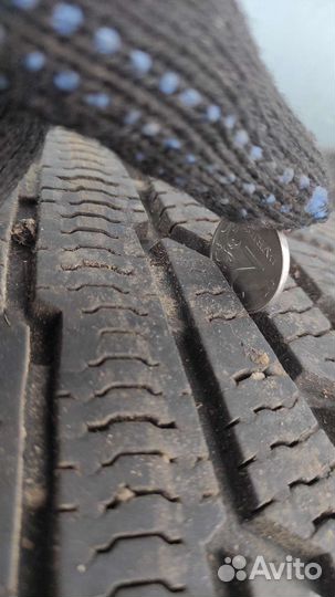 Nokian Tyres Hakkapeliitta R2 235/55 R17 103R