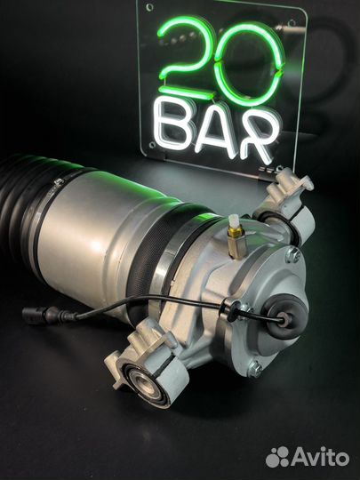 Задняя левая пневмостойка Porsche Cayenne 958