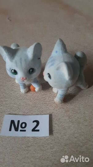 Котята и игрушки из киндера