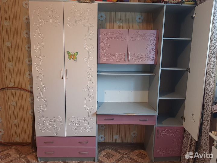 Спальный гарнитур для девочки