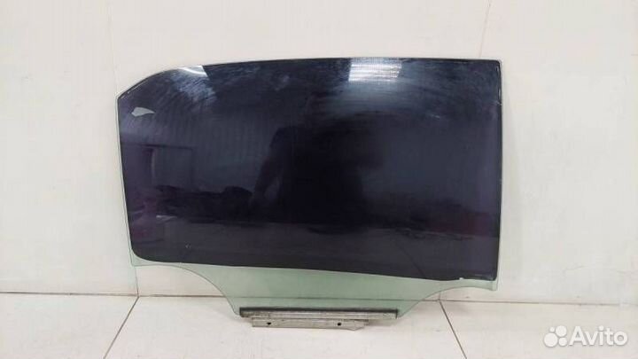 Стекло двери задней правой Toyota Corolla E150 200