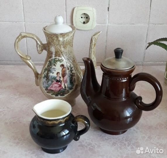 Посуда тарелки чашки стаканы селедочницы