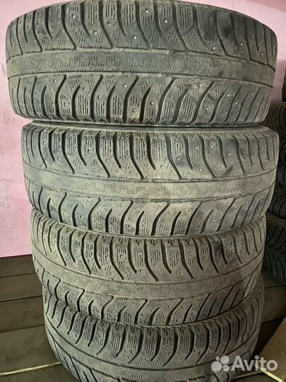 Bridgestone Ice Cruiser 7000 195/65 R15 91