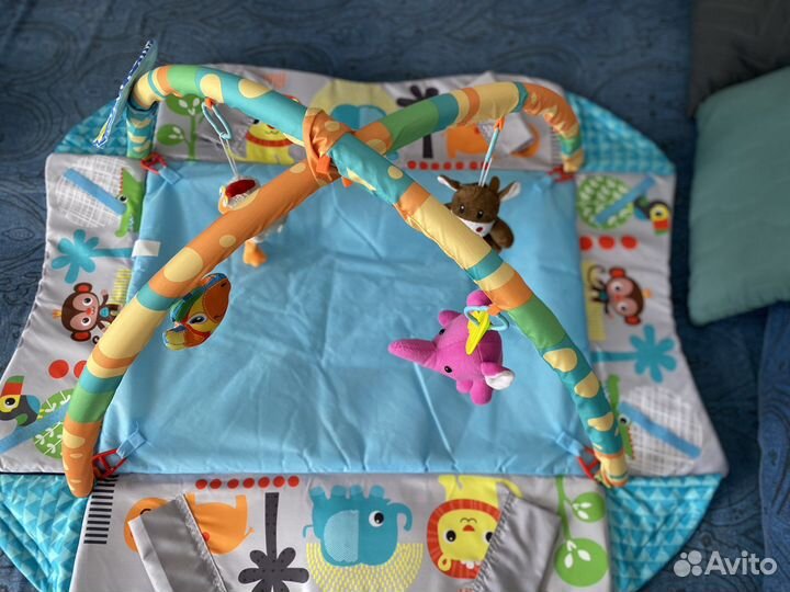 Развивающий коврик