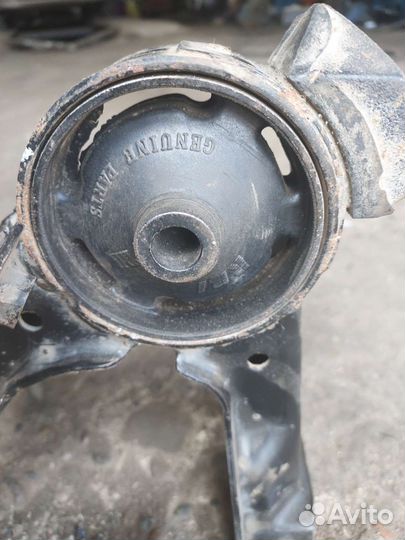 Подушка двигателя задняя Toyota Corona AT 190