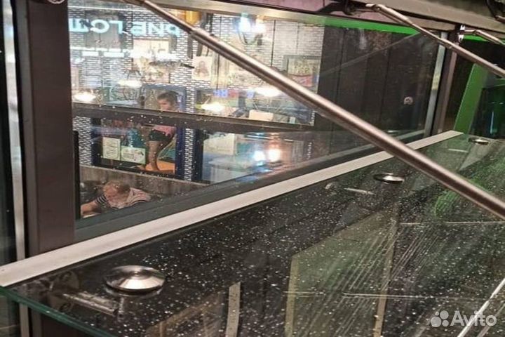 Козырек навесной стеклянный