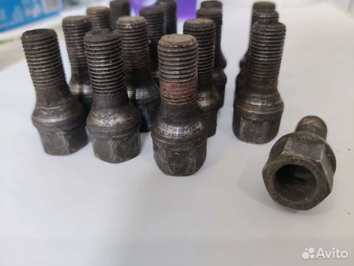 Оригинальные болты ваз для штампов