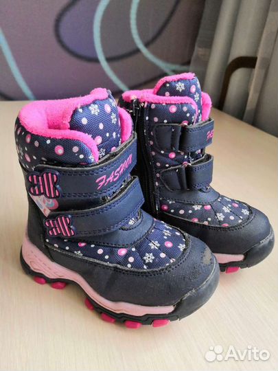 Ботинки зимние, размер 23