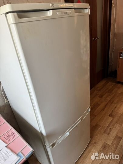 Холодильник бирюса