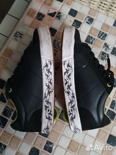 Кроссовки детские eu35