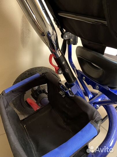 Трехколесный велосипед с родительской ручкой city