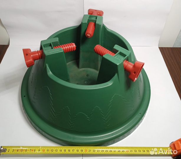 Подставка под елку