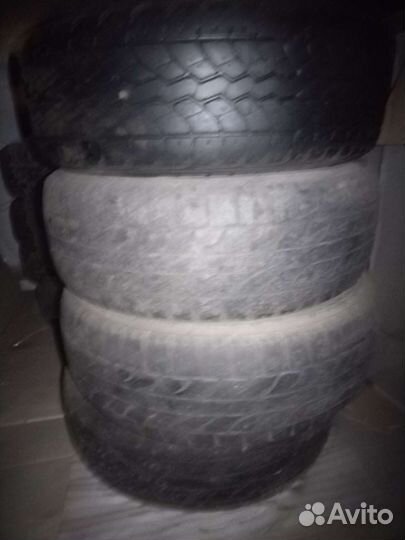 Bridgestone B330 215/65 R16