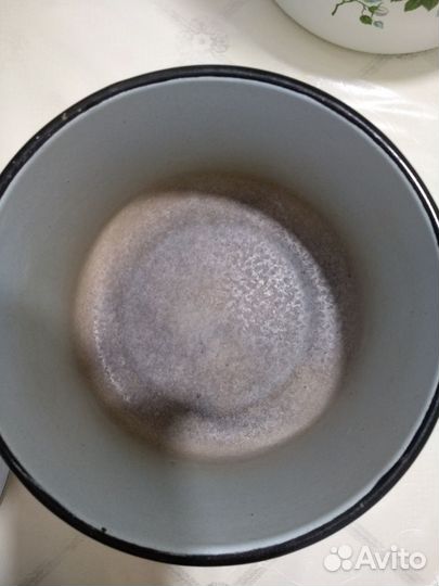 Кастрюля эмалированная