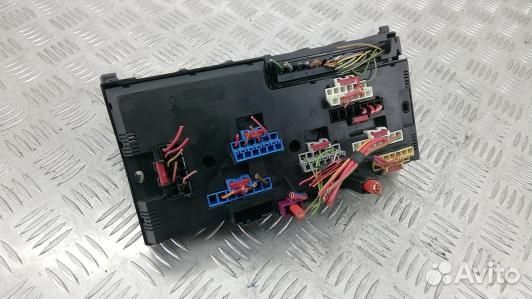 Блок предохранителей BMW 5 F10/F11 (2BA11M102)