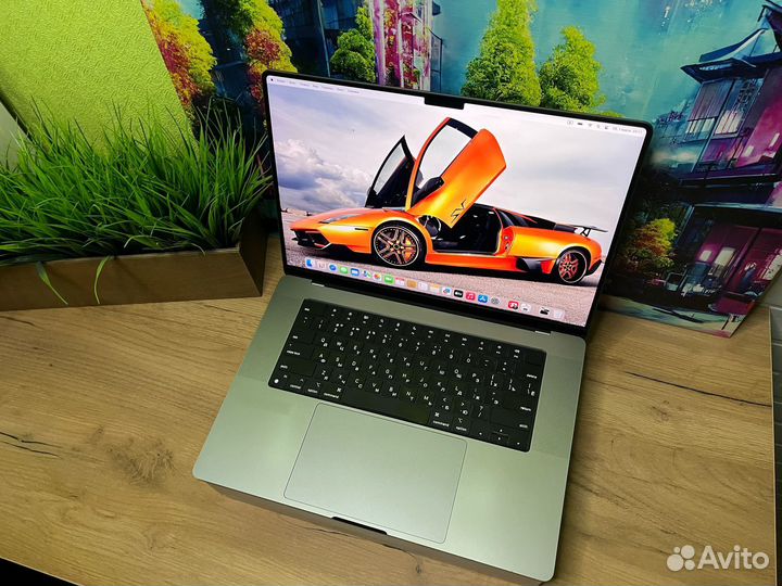 Macbook pro 16 m1 16 512