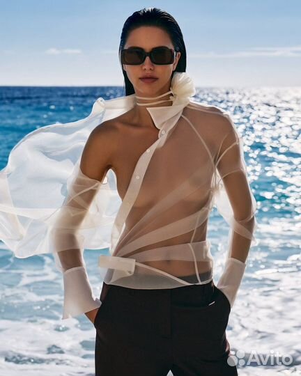 Шелковая блуза love republic с розой на шею