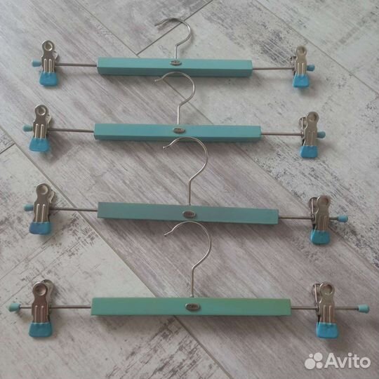 Плечики вешалки