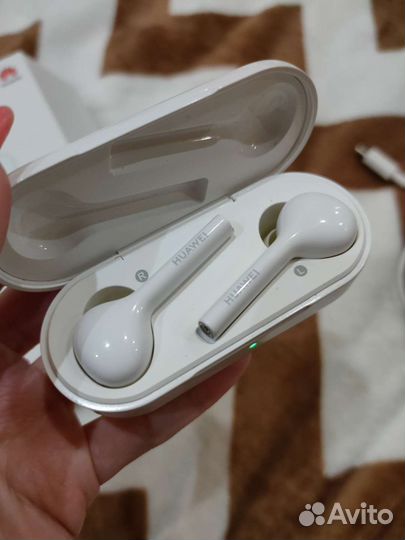 Беспроводные наушники