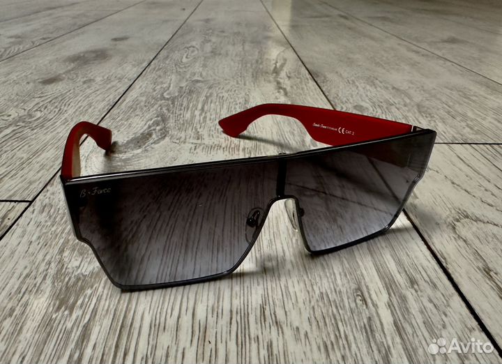 Очки Beach Force