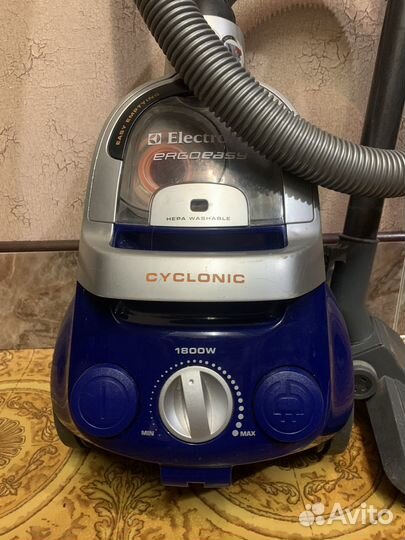 Пылесос Electrolux и др
