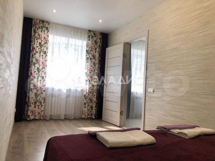 2-к. квартира, 43 м², 1/4 эт.