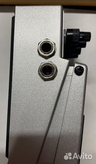 Педаль эффектов синтезатор boss SYB-5