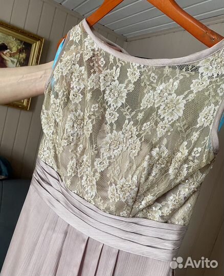 Платье вечернее