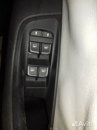 Кнопки водительской двери Ауди А7 а6 отл сост