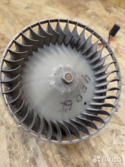 Вентилятор печки Додж караван Вояджер 01-07г