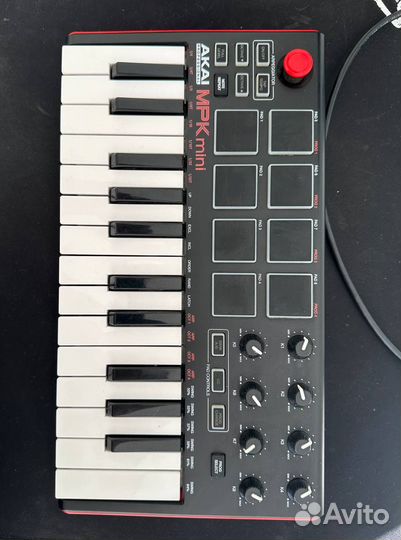 Akai pro MPK mini mk3 Midi-клавиатура
