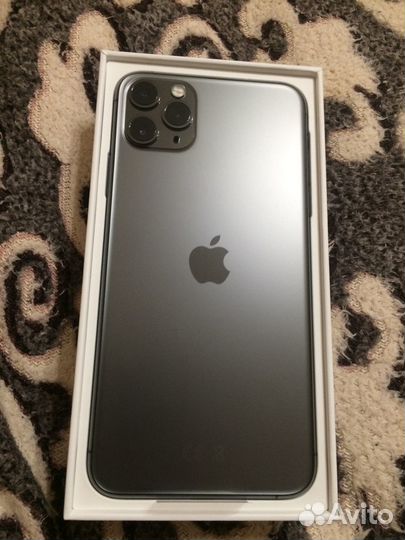 iPhone 11 Pro Max, 64 ГБ