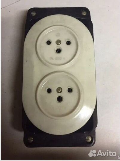 Скобы для крепления судового кабеля