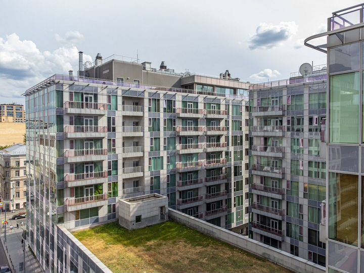 3-к. квартира, 125,8 м², 4/10 эт.