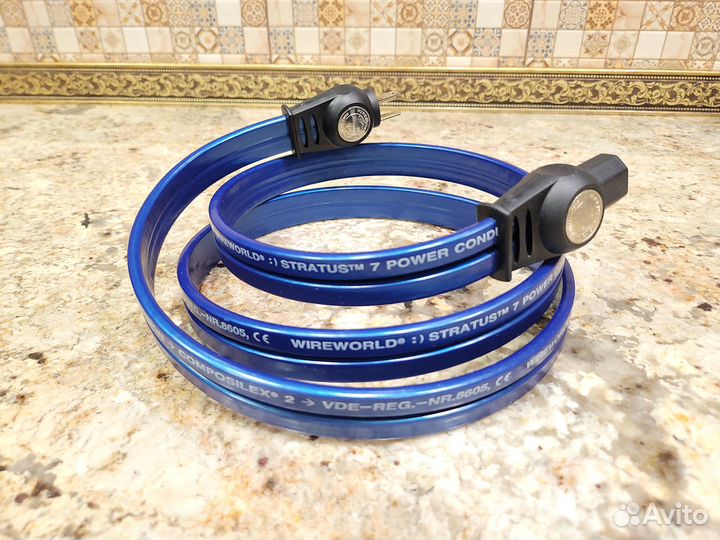 Силовой кабель Wireworld Stratus 7 Power Cord