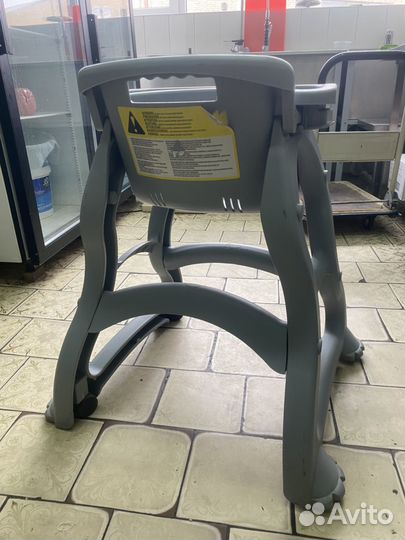 Детский стульчик для кормления