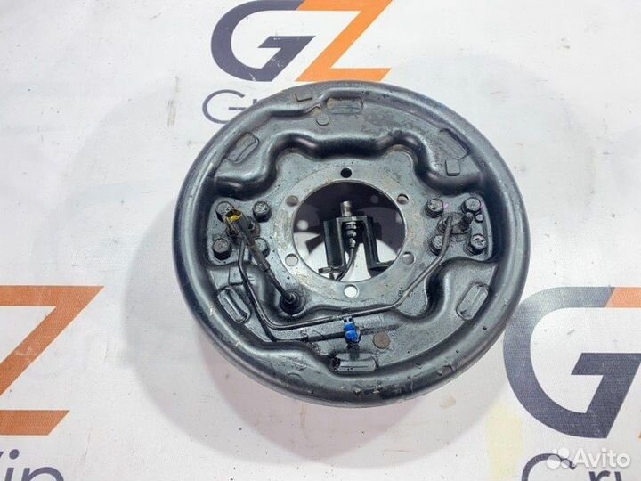 Тормозные колодки заднее Isuzu Elf NPR81 6HL1 2006