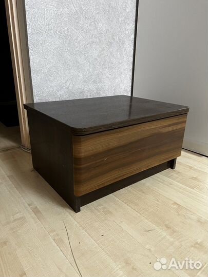 Тумба прикроватная