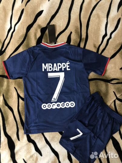 Футбольные формы псж Мбаппе
