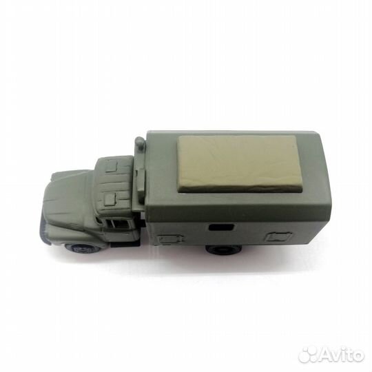 Модель herpa 745246 ZIL Koffer-LKW 