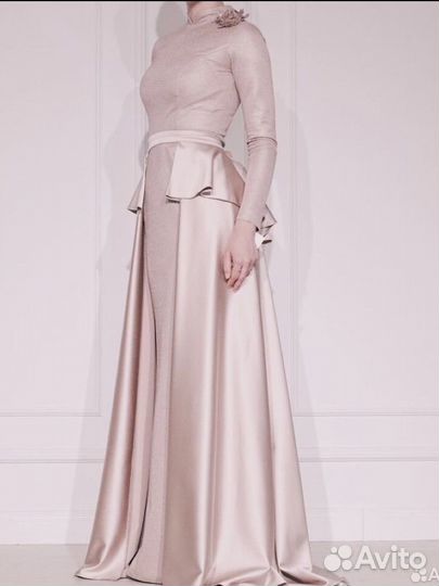 Вечернее платье, размер 38, подойдет на 40 и 42