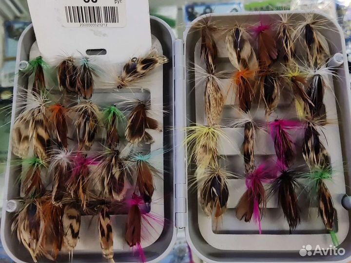 Мушка бабочка