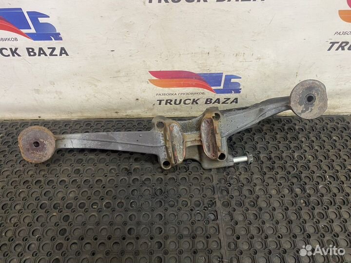 Кронштейн пневморессоры правый Daf XF106