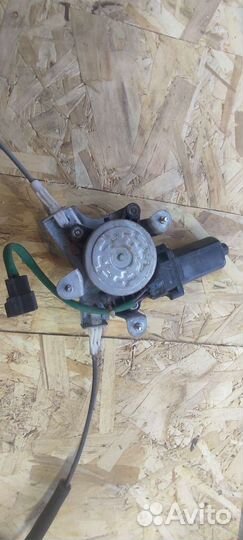 Стеклоподъëмник Chevrolet Lanos